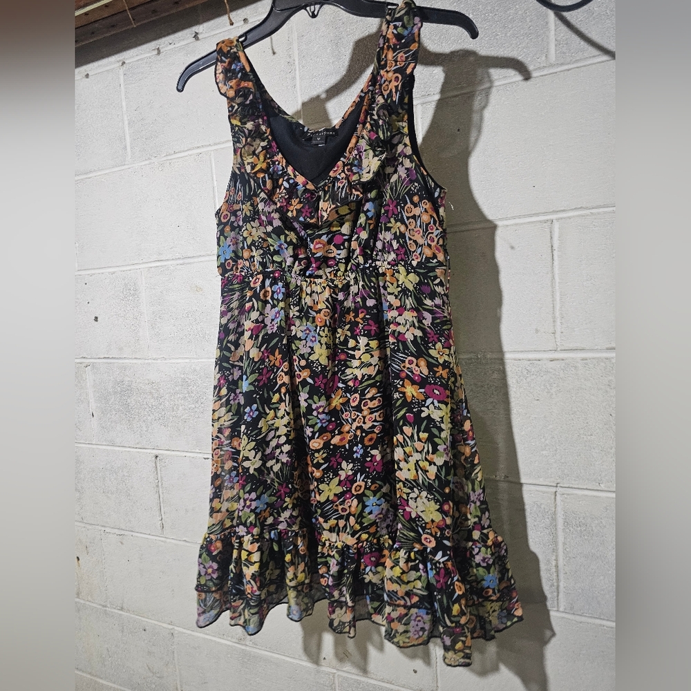 TwentyOne Floral Sleeveless Dress Size Medium